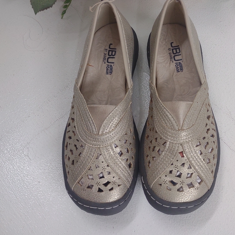 JBU Women's Metallic Gold Loafers